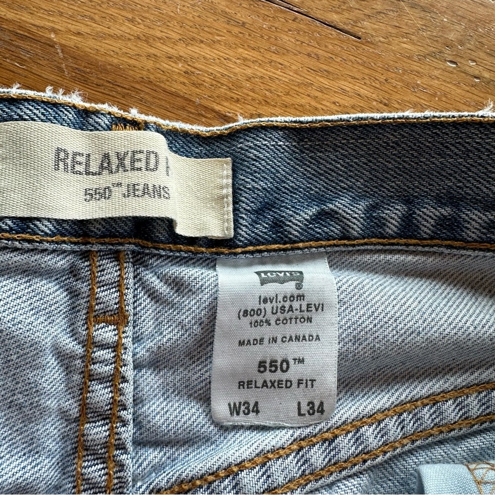 Vintage Levi's 550 Relaxed Fit Work Chore Jeans Flawed 2 pairs 34 x 34 - Picture 4 of 16